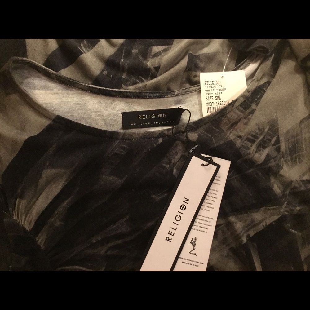 Religion dress long sleeves grey. - Picture 7 of 7